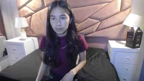 Snapshot of bunnywhite21 chatting on September 2025 07:47:01 PM bunny online show from September 2025 07:47:01 PM