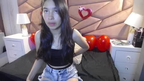 Snapshot of bunnywhite21 chatting on September 2025 07:37:01 PM bunny online show from September 2025 07:37:01 PM