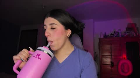 Snapshot of bunnyy09 chatting on October 2025 03:05:01 AM Jess online show from October 2025 03:05:01 AM