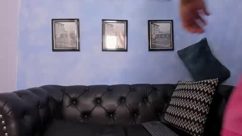 BURBUJA  online show from September 2025 09:04:02 PM