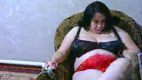 Snapshot of bustyeva700 chatting on October 2025 02:23:02 AM BustyEva700 online show from October 2025 02:23:02 AM