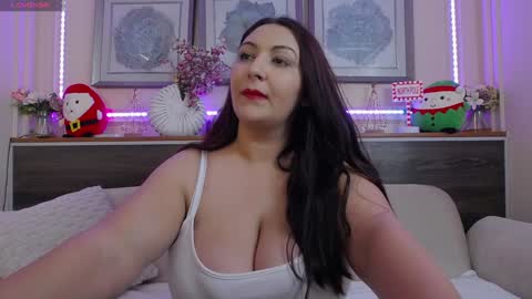      online between 6AM and 2PM EET almost everyday. online show from December 2024 07:26:02 AM