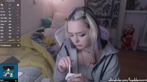 Snapshot of byakkomoriko chatting on September 2025 01:36:01 PM morri online show from September 2025 01:36:01 PM