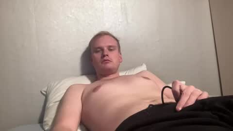 Snapshot of c33ror chatting on December 2024 09:41:02 PM Dan online show from December 2024 09:41:02 PM