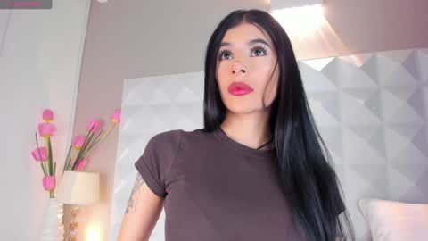 Caitlyn  online show from February 2025 05:03:02 PM