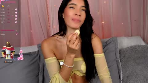 Snapshot of cali_wanda chatting on September 2025 01:22:02 PM Wanda online show from September 2025 01:22:02 PM