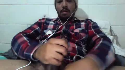 Snapshot of calipso1222 chatting on February 2025 02:13:02 PM calipso1222 online show from February 2025 02:13:02 PM