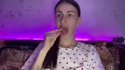 Snapshot of call_me_dad_ chatting on December 2024 06:54:02 PM Anna online show from December 2024 06:54:02 PM