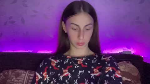 Snapshot of call_me_dad_ chatting on December 2024 07:34:01 PM Anna online show from December 2024 07:34:01 PM