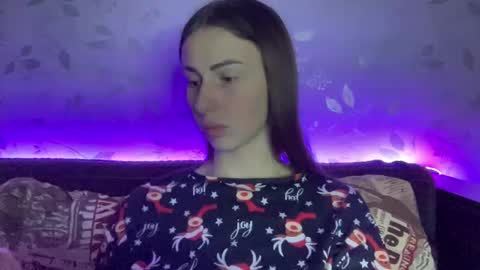 Snapshot of call_me_dad_ chatting on December 2024 08:15:01 PM Anna online show from December 2024 08:15:01 PM