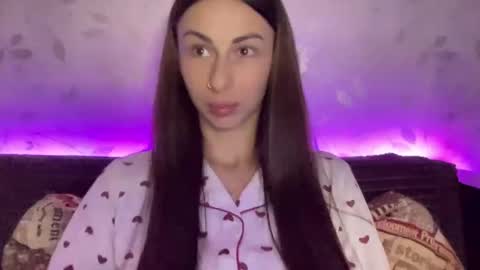 Snapshot of call_me_dad_ chatting on December 2024 09:26:01 PM Anna online show from December 2024 09:26:01 PM