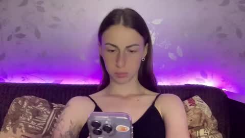 Snapshot of call_me_dad_ chatting on December 2024 08:51:01 PM Anna online show from December 2024 08:51:01 PM