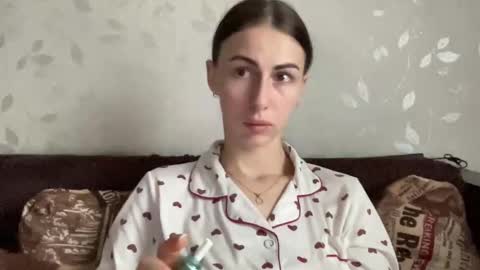 Snapshot of call_me_dad_ chatting on January 2025 10:00:02 AM Anna online show from January 2025 10:00:02 AM