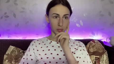 Snapshot of call_me_dad_ chatting on January 2025 10:46:02 PM Anna online show from January 2025 10:46:02 PM