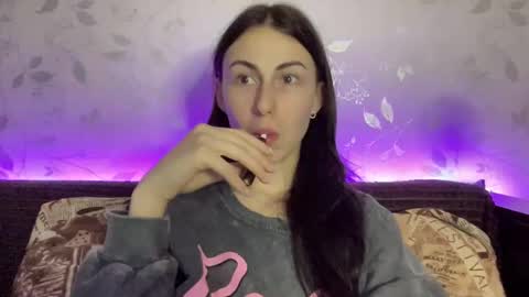 Snapshot of call_me_dad_ chatting on January 2025 09:55:02 PM Anna online show from January 2025 09:55:02 PM