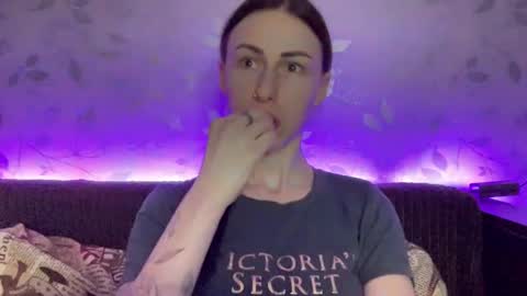 Snapshot of call_me_dad_ chatting on February 2025 08:00:02 PM Anna online show from February 2025 08:00:02 PM