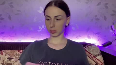 Snapshot of call_me_dad_ chatting on March 2025 07:56:01 PM Anna online show from March 2025 07:56:01 PM