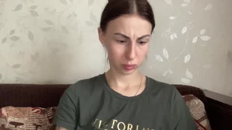 Snapshot of call_me_dad_ chatting on March 2025 10:35:02 AM Anna online show from March 2025 10:35:02 AM