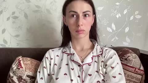 Snapshot of call_me_dad_ chatting on March 2025 10:52:01 AM Anna online show from March 2025 10:52:01 AM