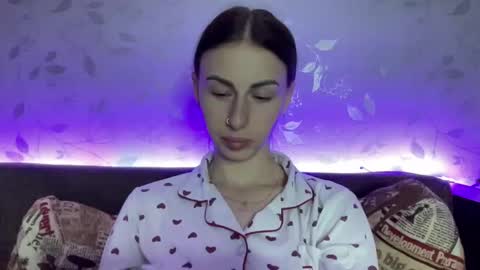 Snapshot of call_me_dad_ chatting on March 2025 07:10:02 PM Anna online show from March 2025 07:10:02 PM