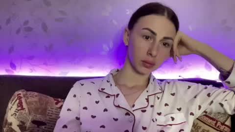 Snapshot of call_me_dad_ chatting on March 2025 10:26:01 PM Anna online show from March 2025 10:26:01 PM