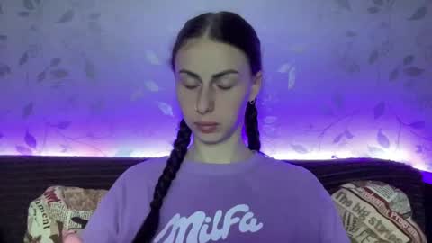 Snapshot of call_me_dad_ chatting on March 2025 08:01:02 PM Anna online show from March 2025 08:01:02 PM