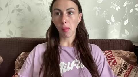 Snapshot of call_me_dad_ chatting on September 2025 05:29:01 AM Anna online show from September 2025 05:29:01 AM