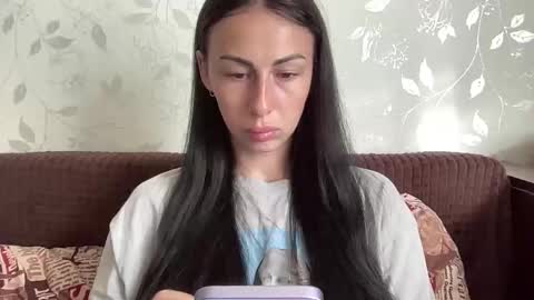 Snapshot of call_me_dad_ chatting on September 2025 05:30:01 AM Anna online show from September 2025 05:30:01 AM