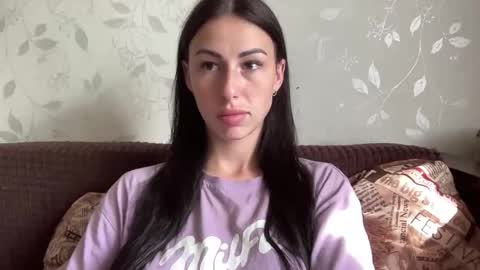 Snapshot of call_me_dad_ chatting on September 2025 11:15:01 AM Anna online show from September 2025 11:15:01 AM