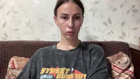 Snapshot of call_me_dad_ chatting on October 2025 07:35:02 PM Anna online show from October 2025 07:35:02 PM