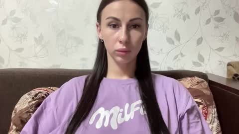 Snapshot of call_me_dad_ chatting on November 2025 07:05:01 PM Anna online show from November 2025 07:05:01 PM