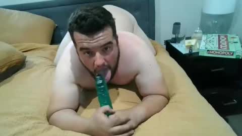Snapshot of calv199812 chatting on December 2024 06:31:02 AM calv199812 online show from December 2024 06:31:02 AM