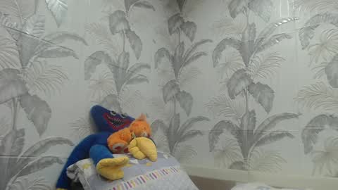 CamDiva1 online show from December 2024 12:05:02 PM