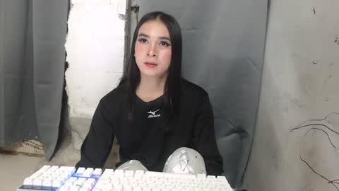 camela_star online show from December 2024 12:44:02 AM