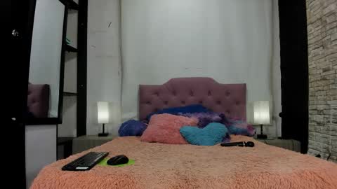 cameron_april online show from November 2025 11:53:01 AM