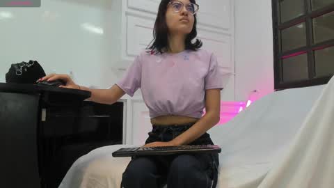  Cameron Cutee  online show from October 2025 11:30:01 AM