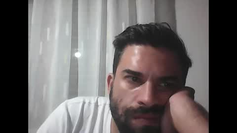 Snapshot of camforfan chatting on October 2025 11:49:01 PM kevintop online show from October 2025 11:49:01 PM