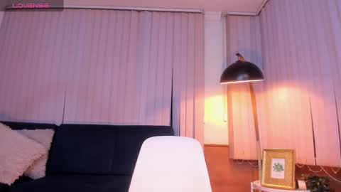 Camila cruz online show from February 2025 11:37:02 PM