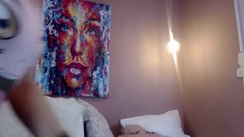 Cami online show from October 2025 07:44:02 PM