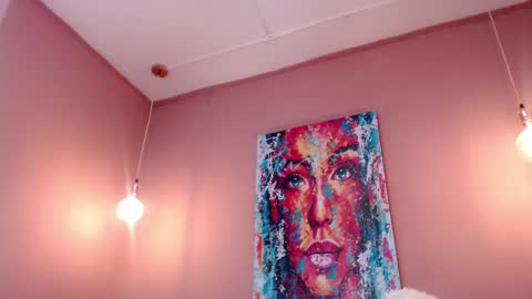 Cami online show from October 2025 07:48:01 PM