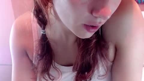 Cami online show from November 2025 08:08:01 PM