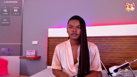 camiestrada online show from December 2024 10:14:02 PM