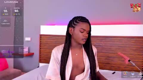 camiestrada online show from December 2024 01:58:01 PM