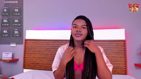 camiestrada online show from December 2024 07:51:01 PM