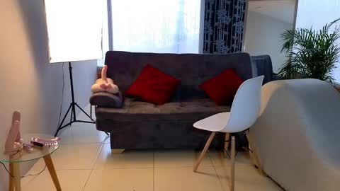 Camil online show from January 2025 02:30:01 PM