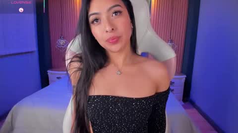 Camila online show from September 2025 03:54:01 AM