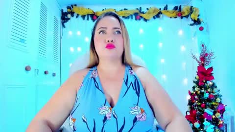 camilaa foxxx online show from December 2024 08:37:02 PM