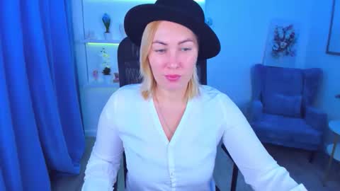 camilafatem online show from September 2025 11:53:02 AM