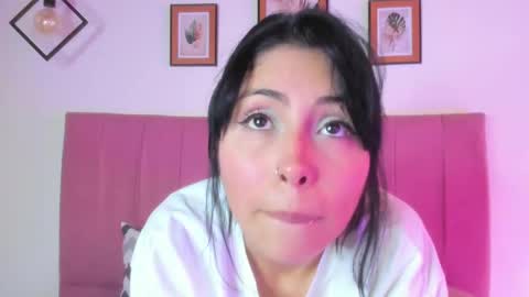 Camila online show from October 2025 03:09:02 PM