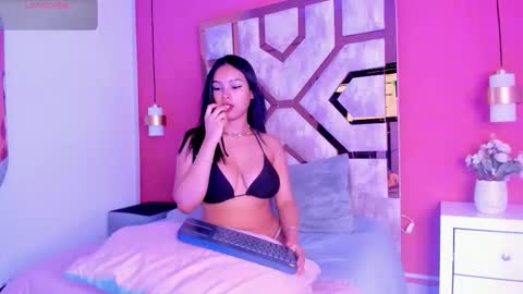 camilaspencer__ online show from September 2025 11:45:02 AM